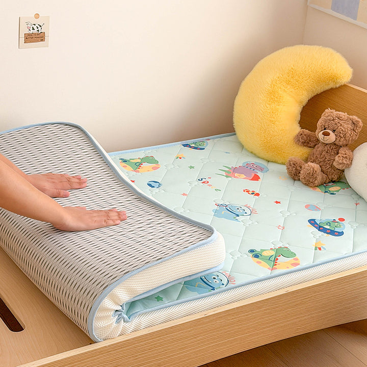 Children's mattress topper breathable with 3D mesh, foldable and non-slip
