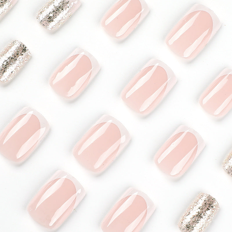Sparkling nail art with glitter accents Kalsten
