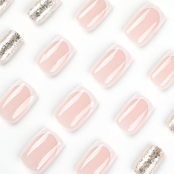 Sparkling nail art with glitter accents Kalsten