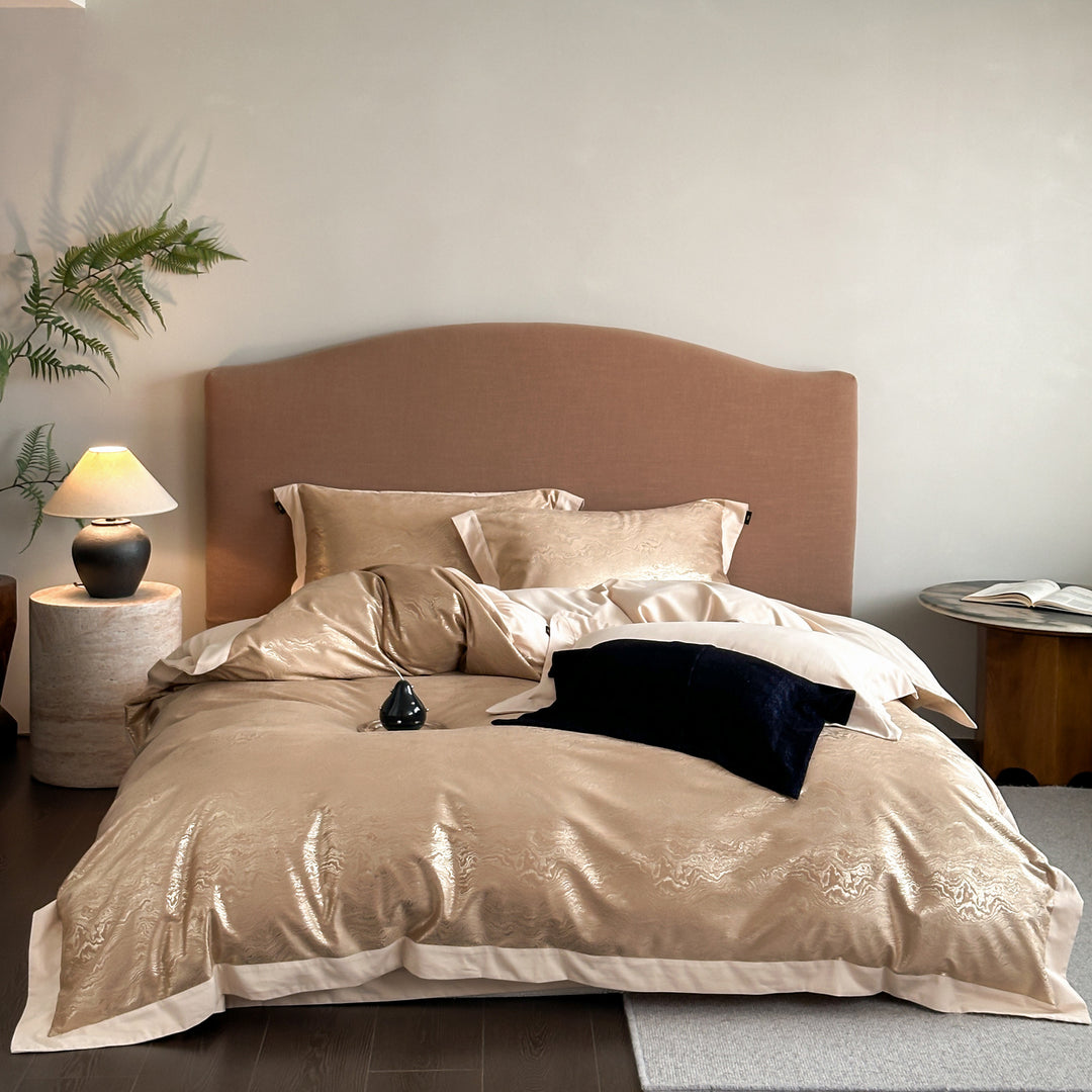 Elegant Reversible Duvet Cover and Pillowcase Set with Jacquard Flower Panel and Fine Quilted Edge