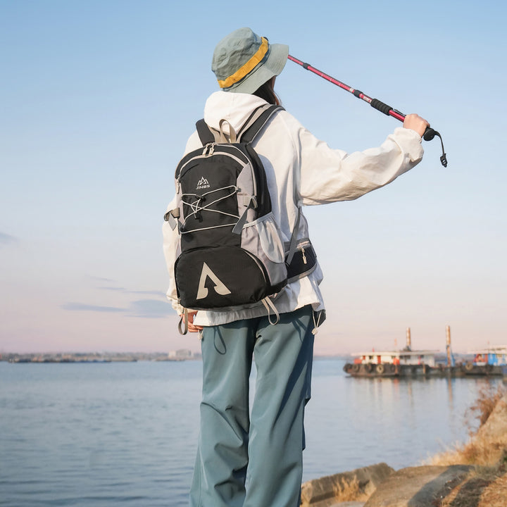 Lightweight Hiking Daypack