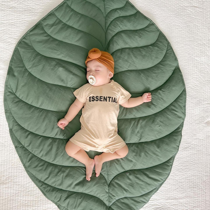Quilted Leaf-Shaped Cotton Padded Floor Play Mat