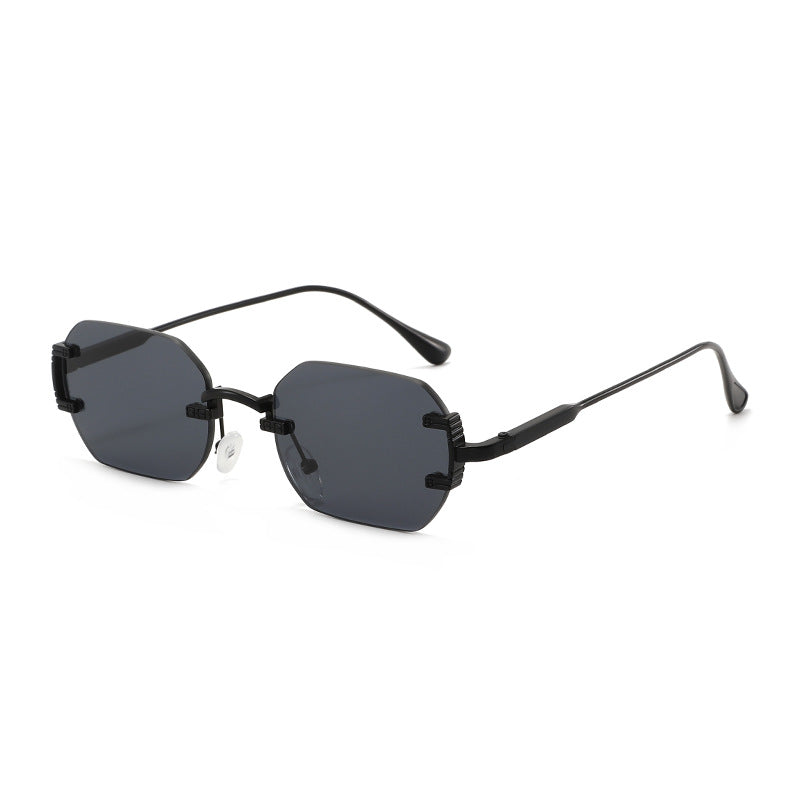 Ladies geometric sunglasses with luxurious metal frame and protective UV filter Kalsten