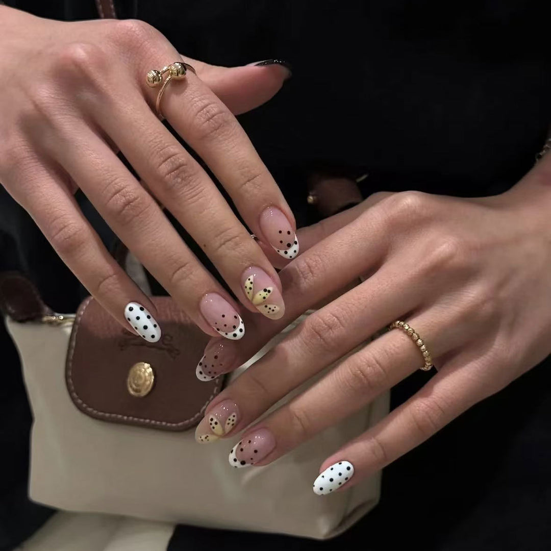 Trendy Polka Dot Nail Art Kit