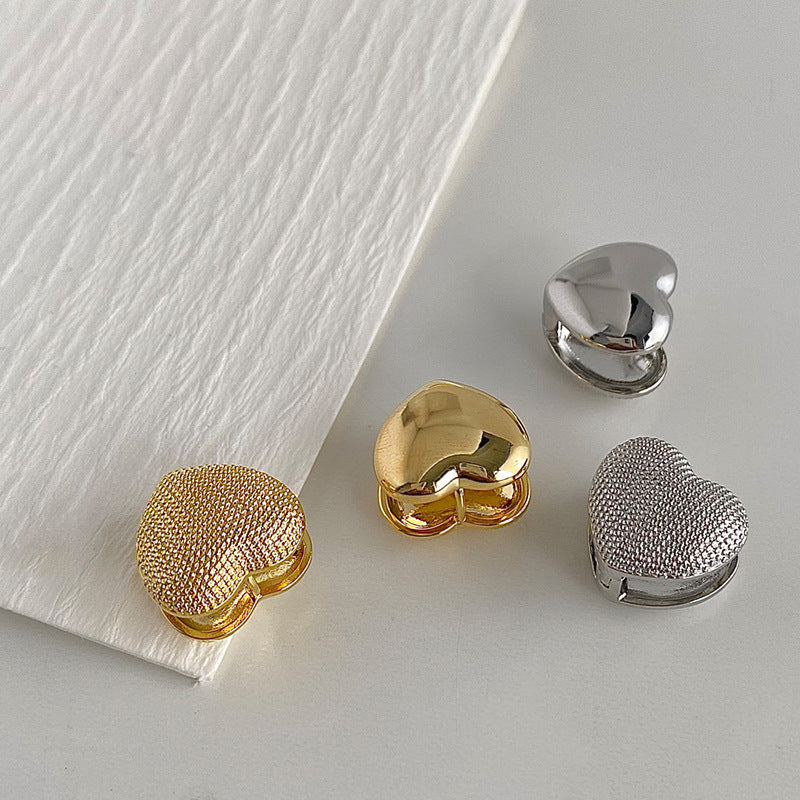 Finely Crafted Heart Stud Earrings Kalsten