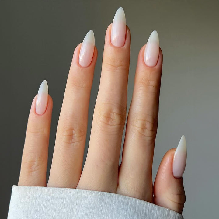 Elegant Almond-Shaped Press-On Nails Kalsten