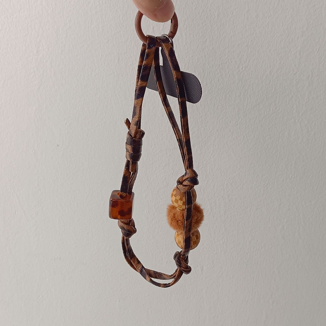 Decorative Keychain Holder Kalsten 1790135410