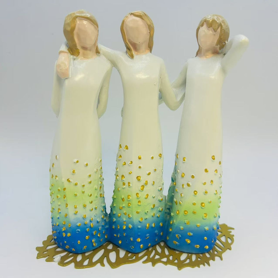 Artistic Figurine Trio Kalsten