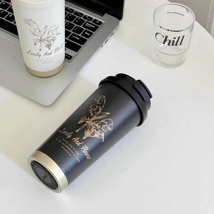 Women Travel Mug with Elegant Flower Illustration Kalsten