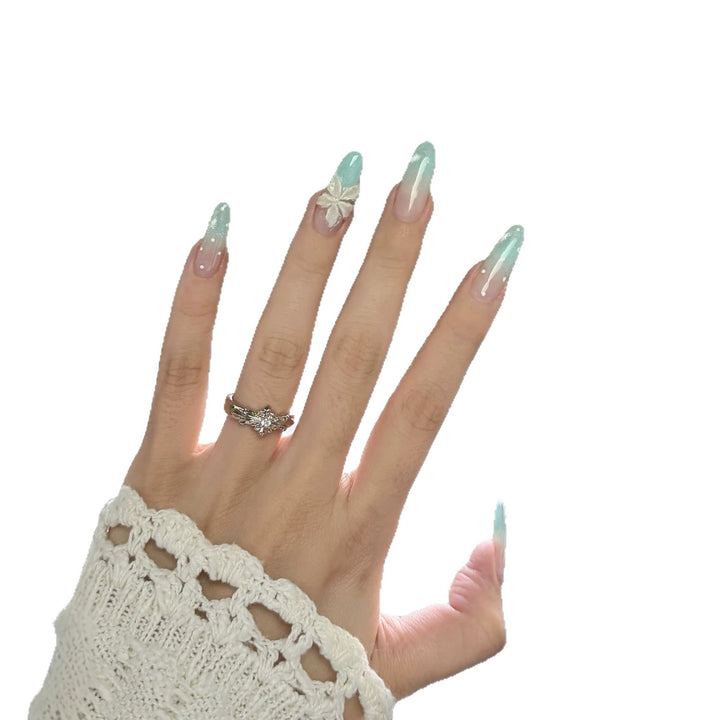 Artistic Press-On Nail Art Set with Floral and Ombre Design