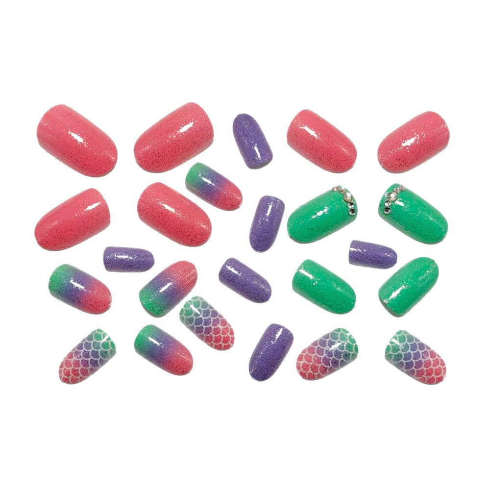 Creative glitter art nails with colorful gradient and scale design Kalsten