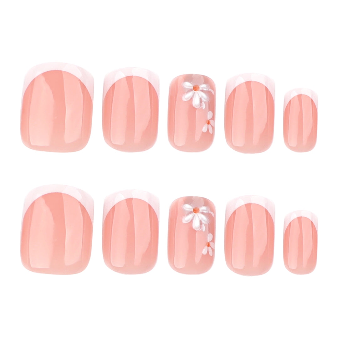 Artful nail art with elegant flower design Kalsten