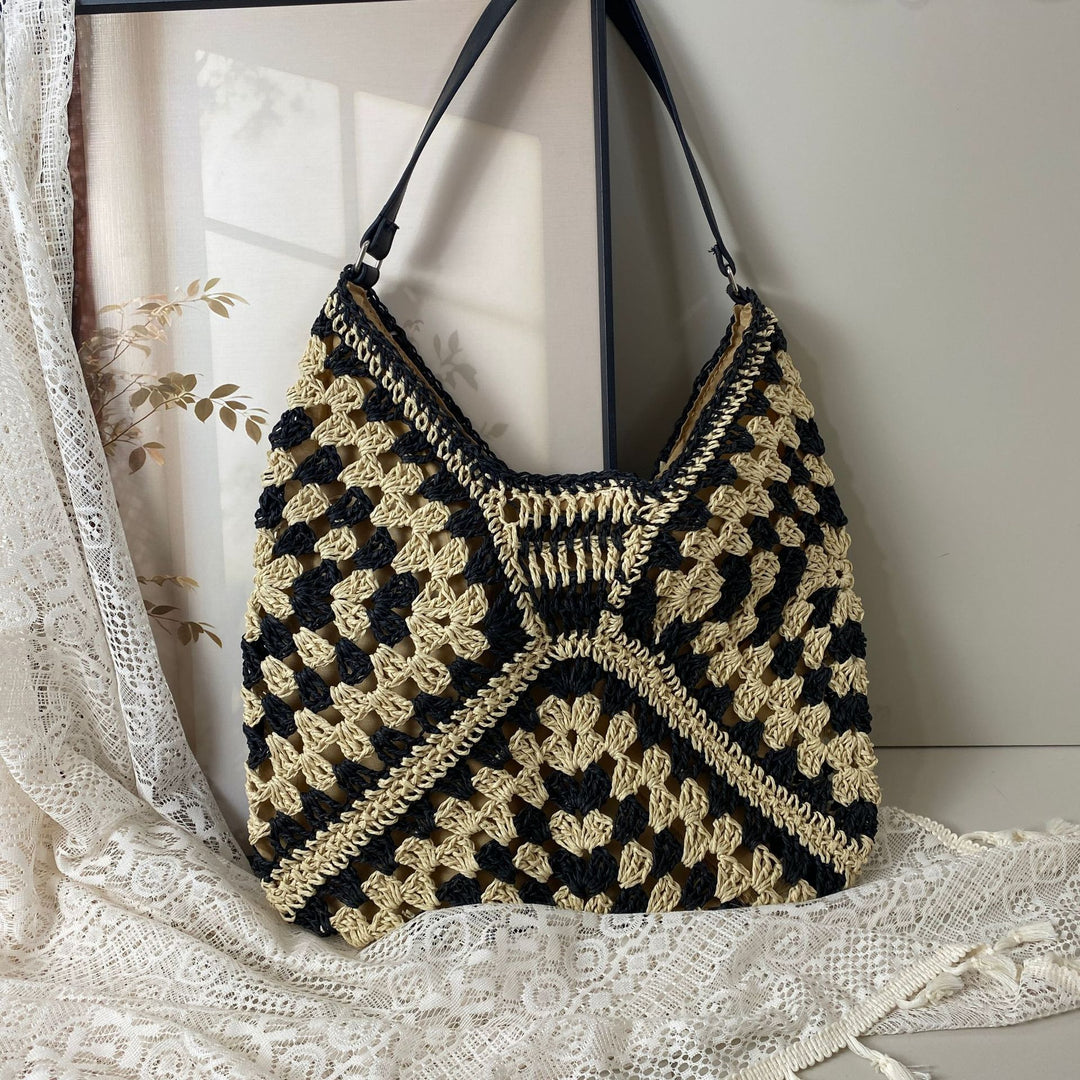 Handcrafted basket bag with unique circular pattern Kalsten