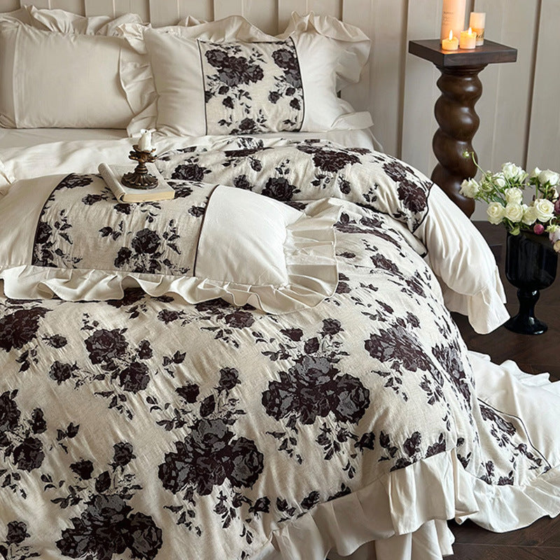 Romantic bedding set made of cotton-linen blend with floral jacquard border and ruffle
