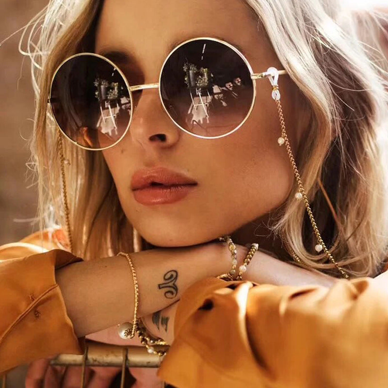 Fashionable glasses holder chain with pearl pendants Kalsten