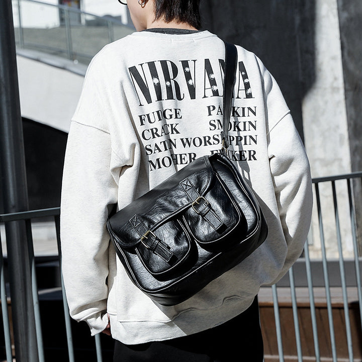 Stylish shoulder bag with practical outer pockets Kalsten