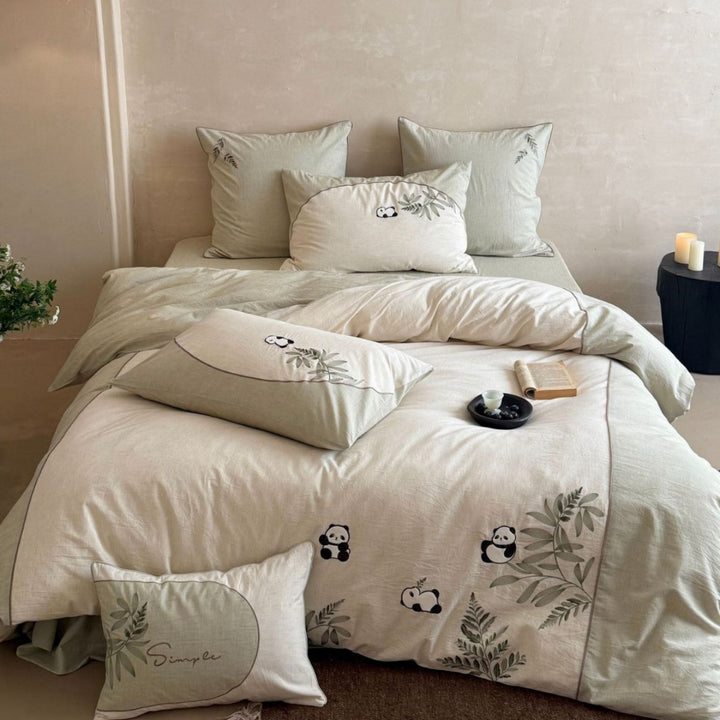 Bedding set with embroidered panda and leaf design made of cotton-linen mix