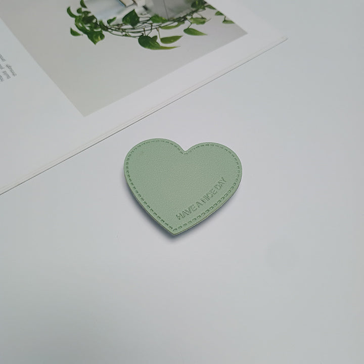 Heart-Shaped Phone Grip Kalsten