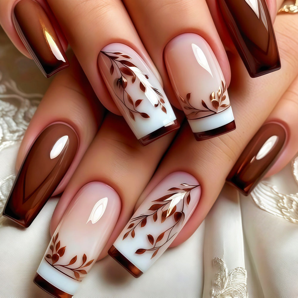Elegant Artificial Nails with Filigree Leaf Patterns Kalsten