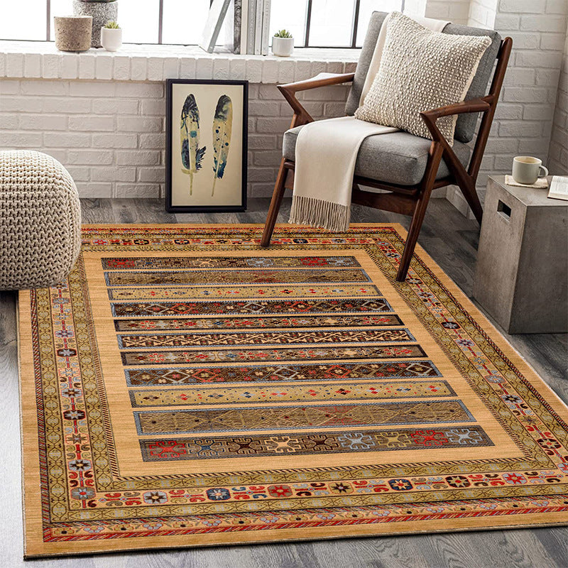 Vintage-Inspired Ornate Area Rug