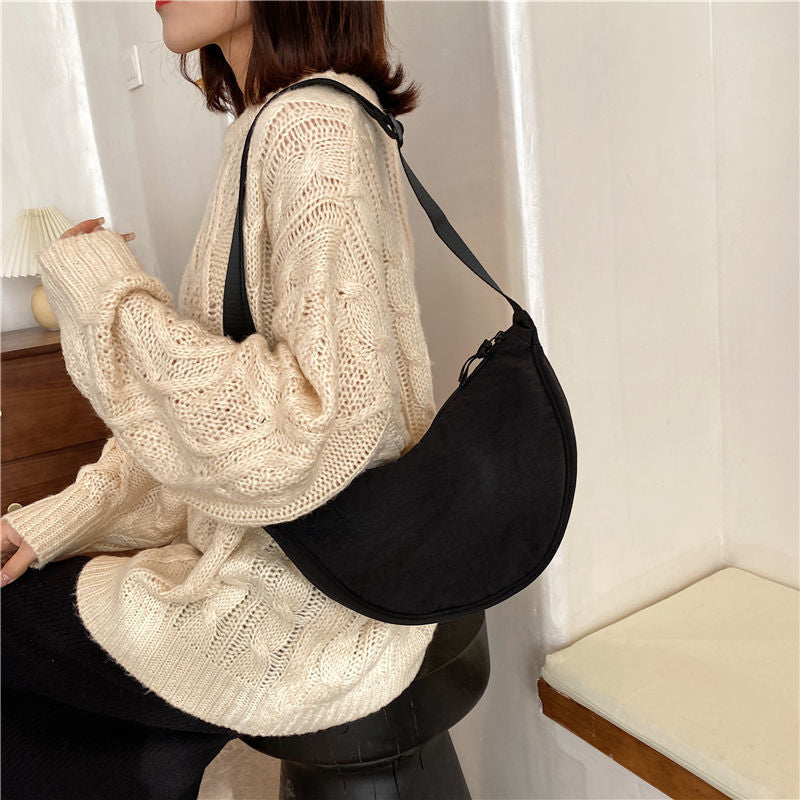 Lightweight Sling Fanny Pack