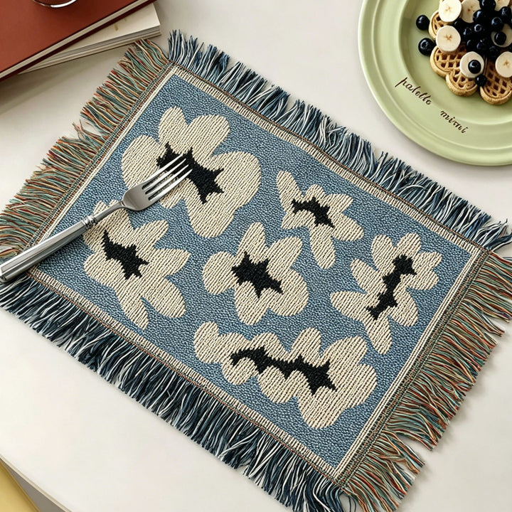 Artistic Animal-Themed Throw Blanket