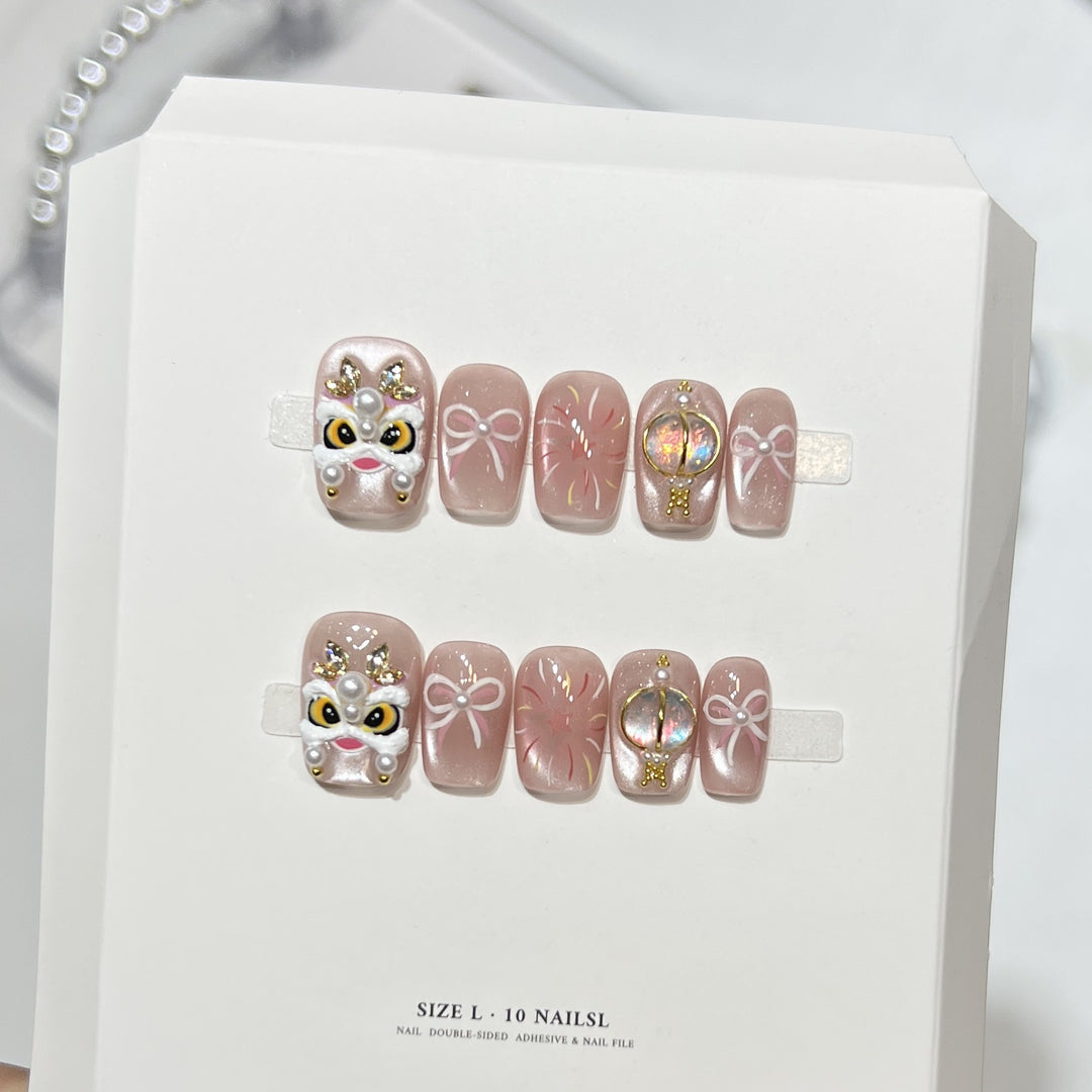 Artistic Themed Press-On Nail Set Kalsten