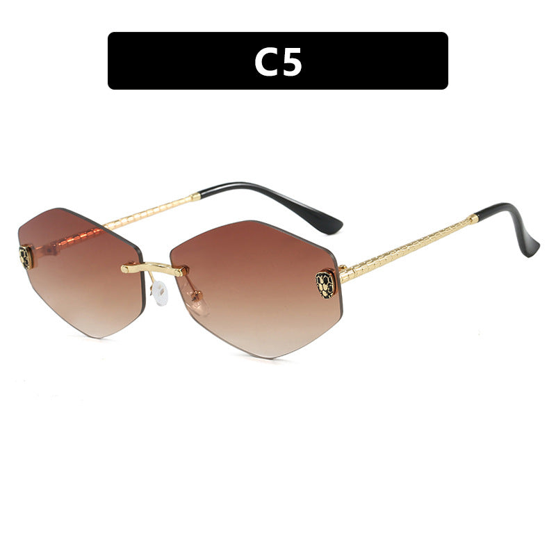 Women's geometric sunglasses in modern design with elegant metal frame Kalsten
