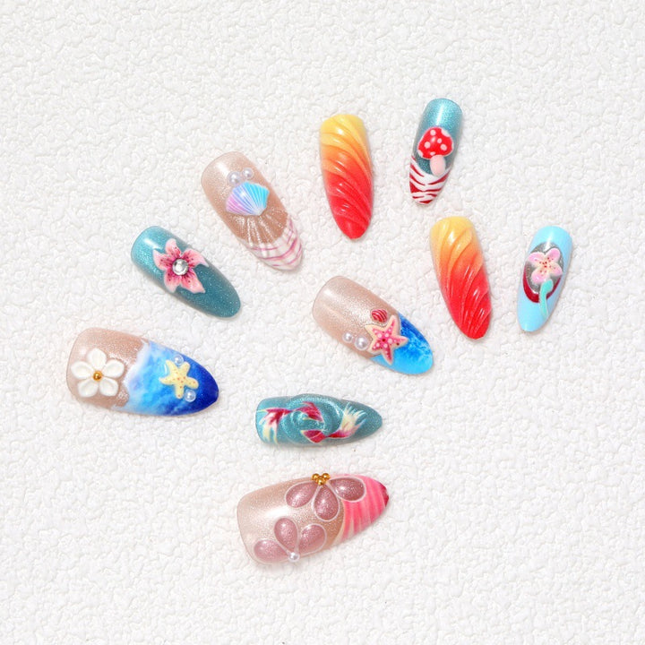 Artful nail designs with maritime motifs Kalsten