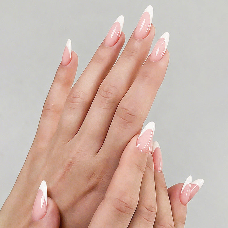 Artificial nail set with trendy, minimalist design Kalsten