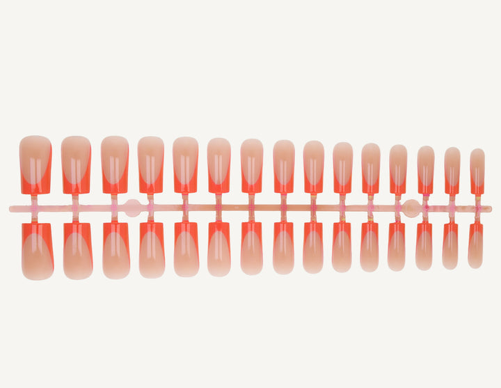 Acrylic nail set with stylish gradient and elegant designs Kalsten