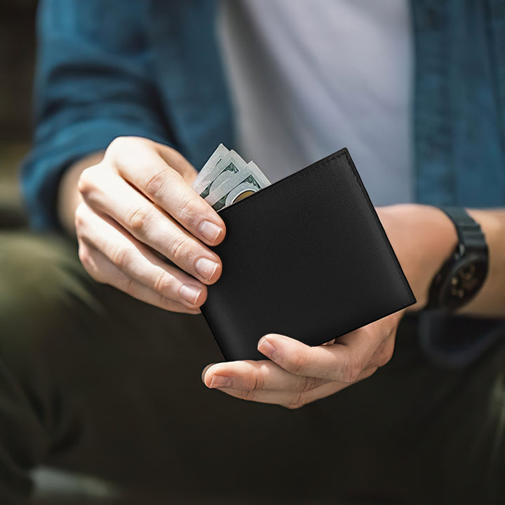 Timeless Bi-Fold Leather Wallet Kalsten