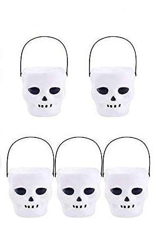 Halloween-Themed Trick-or-Treat Candy Bucket Kalsten