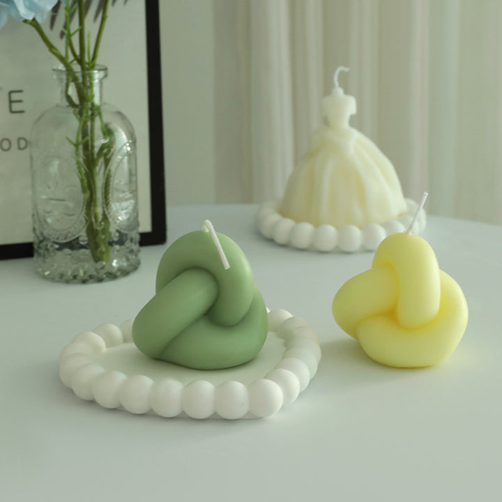 Hand-Poured Sculptural Knot Candle with Beaded Ceramic Tray