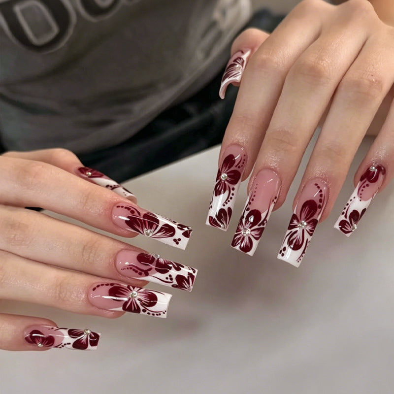 Nail set with elegant floral and ombre designs Kalsten