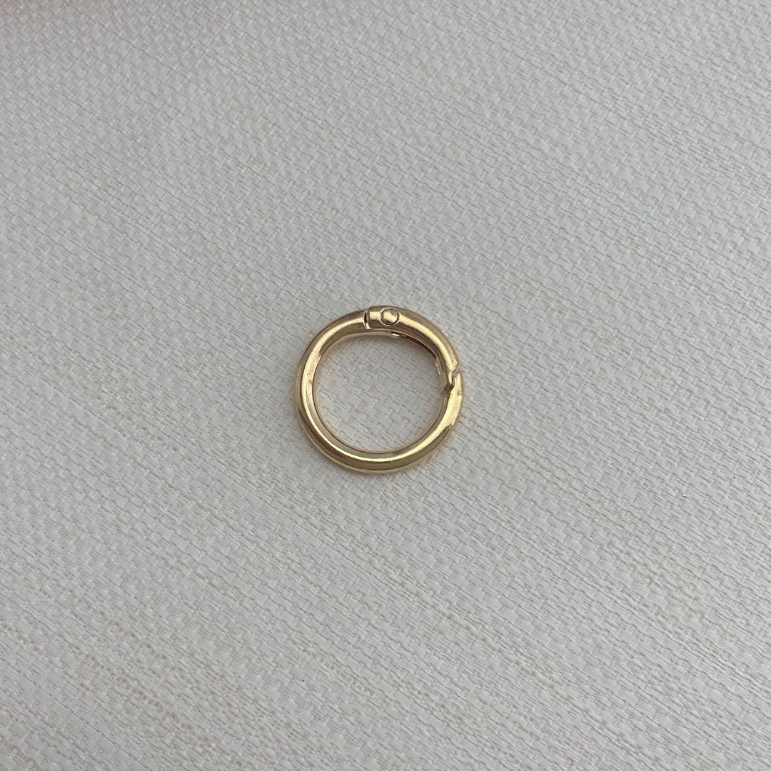 Versatile Circular Keyring Kalsten