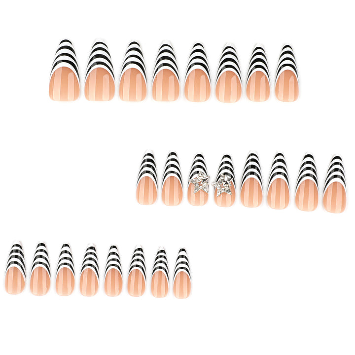 Glamorous Lace Nails Kalsten