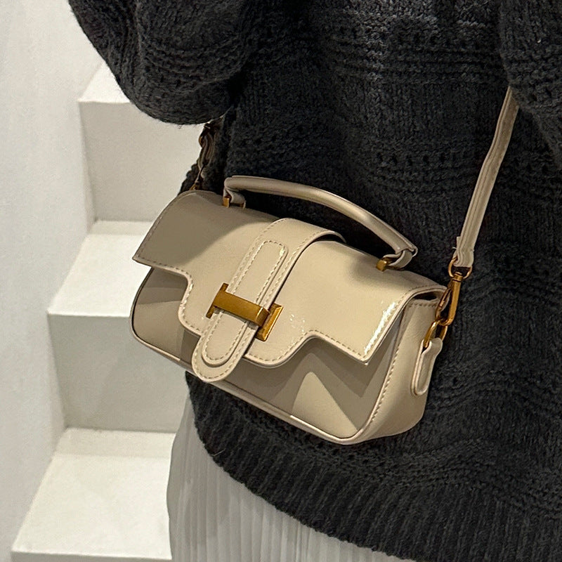 Compact Stylish Handbag  1790616953