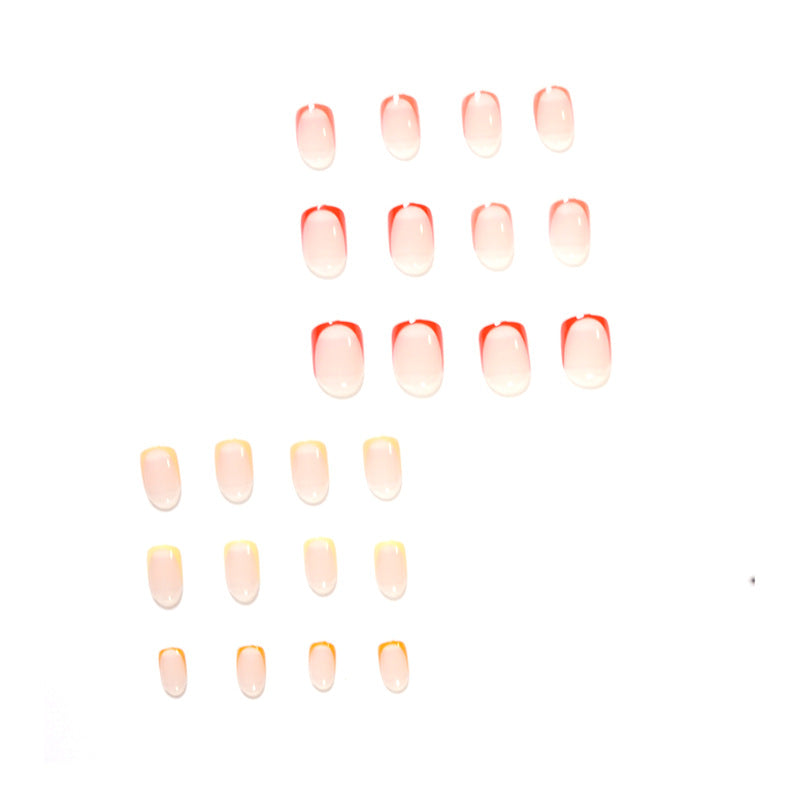 Artful nail art with soft color gradients Kalsten