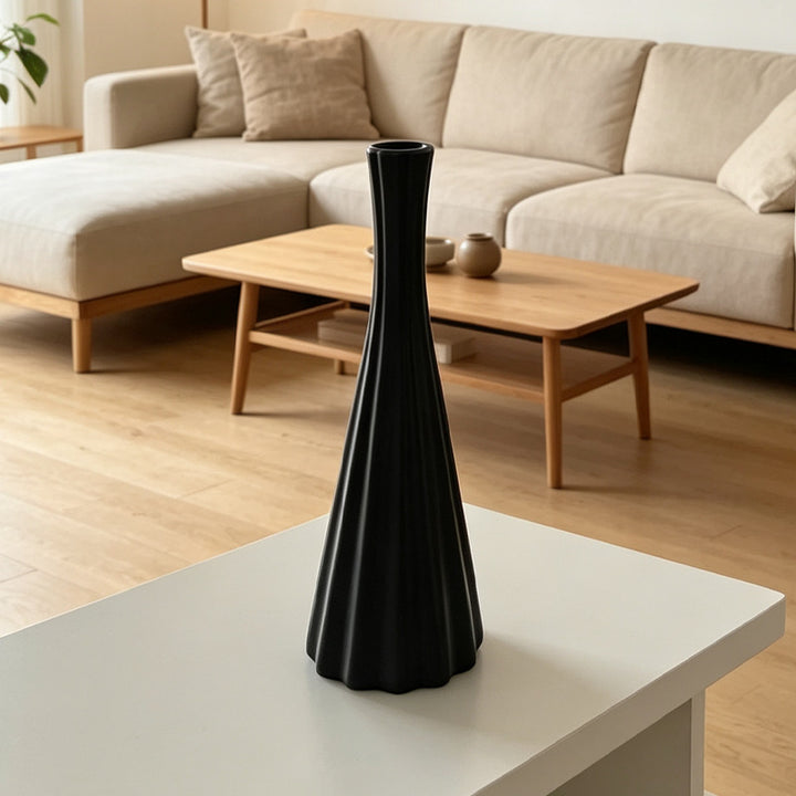 Modern Textured Decorative Vase Kalsten