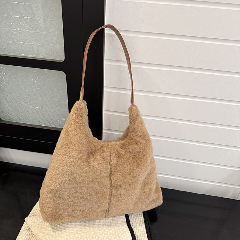 Luxurious Faux Fur Slouchy Shoulder Bag