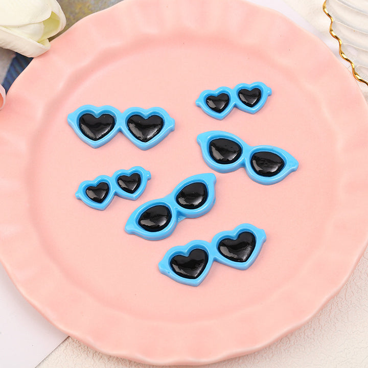 Decorative Heart-Shaped Sunglasses Clips Kalsten