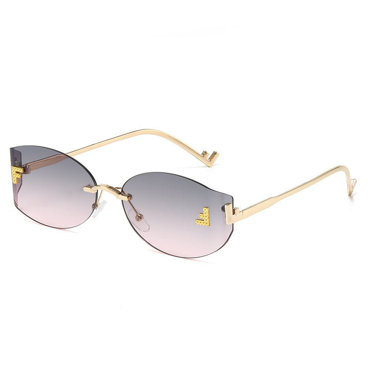 Elegant Winged Sunglasses Kalsten