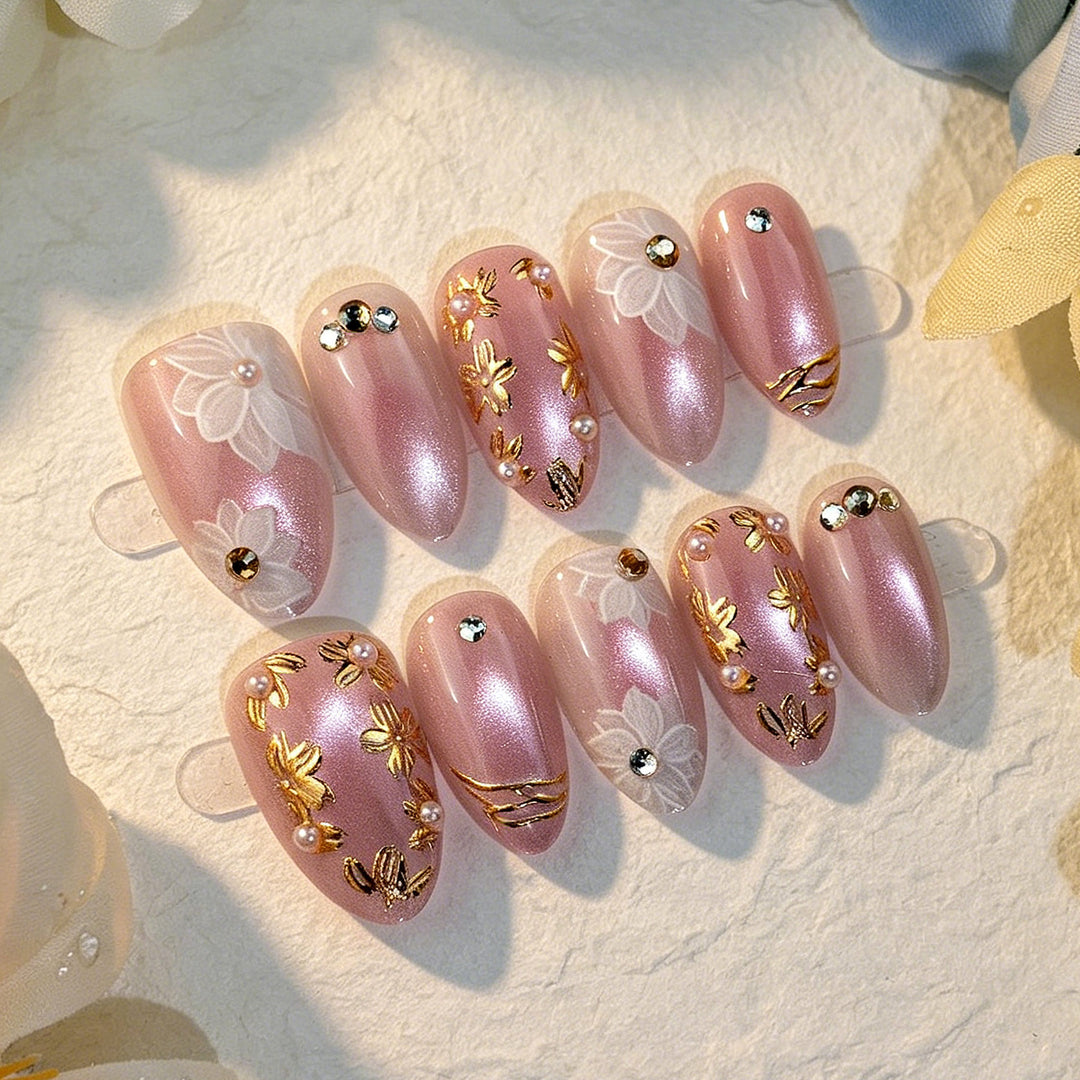 Floral-Embellished Press-On Nail Art Set Kalsten