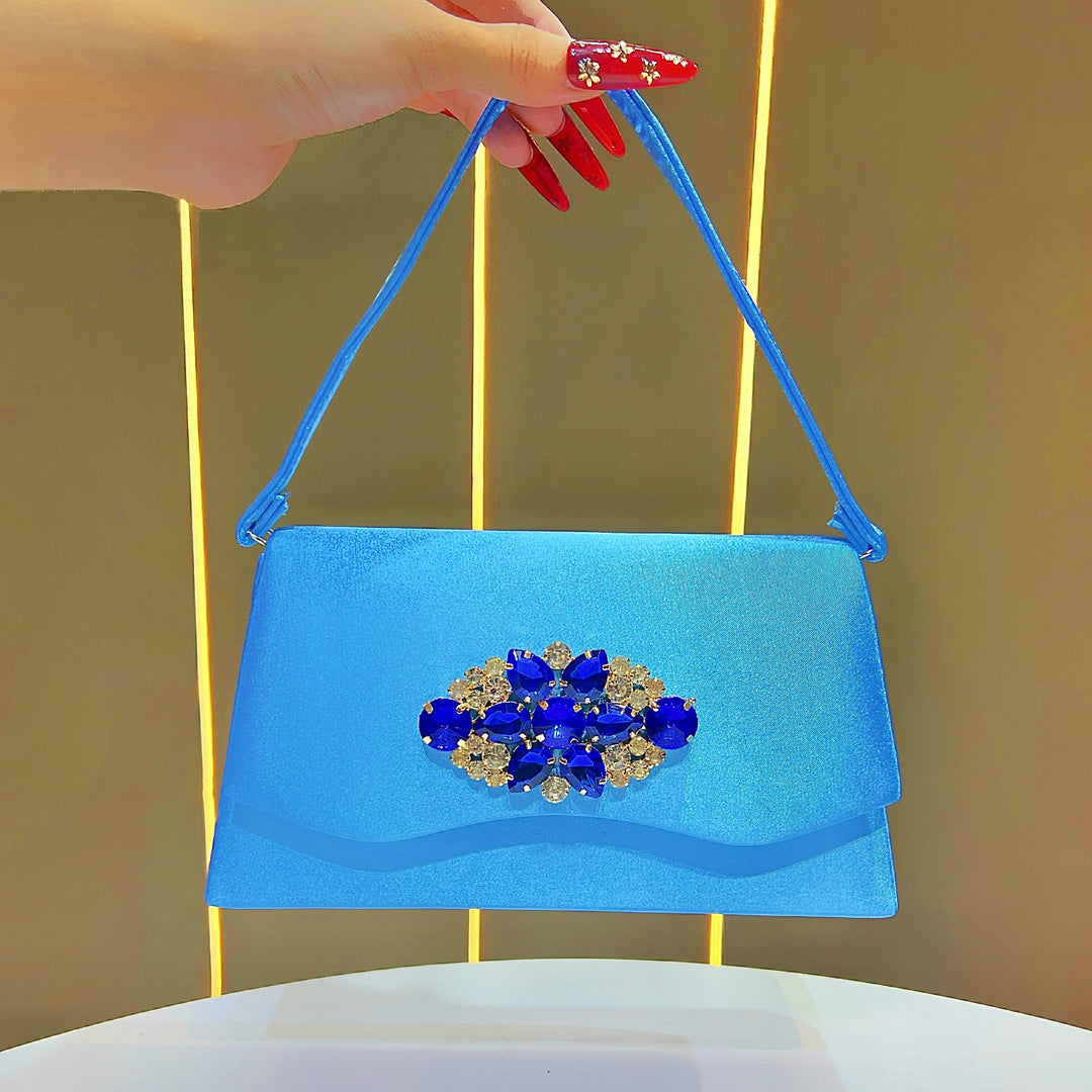 Elegant Rhinestone-Studded Evening Handbag