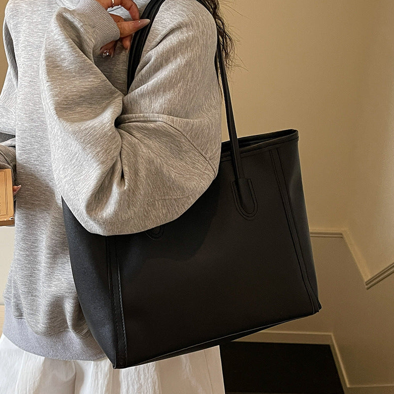 Elegant Vegan Leather Tote Bag