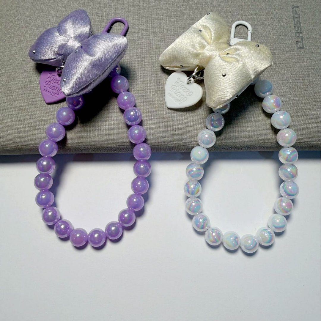Stylish Beaded Keychain with Bow kalsten