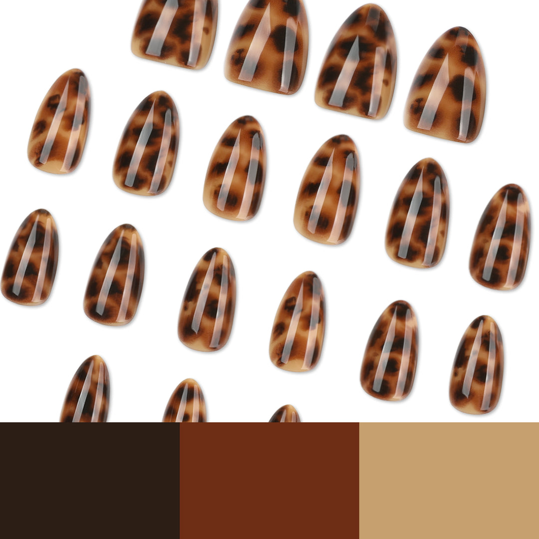 Artificial nail extensions in modern leopard pattern Kalsten