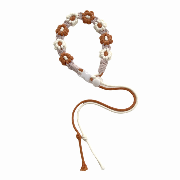 Decorative Flower Macrame Eyewear Holder Kalsten