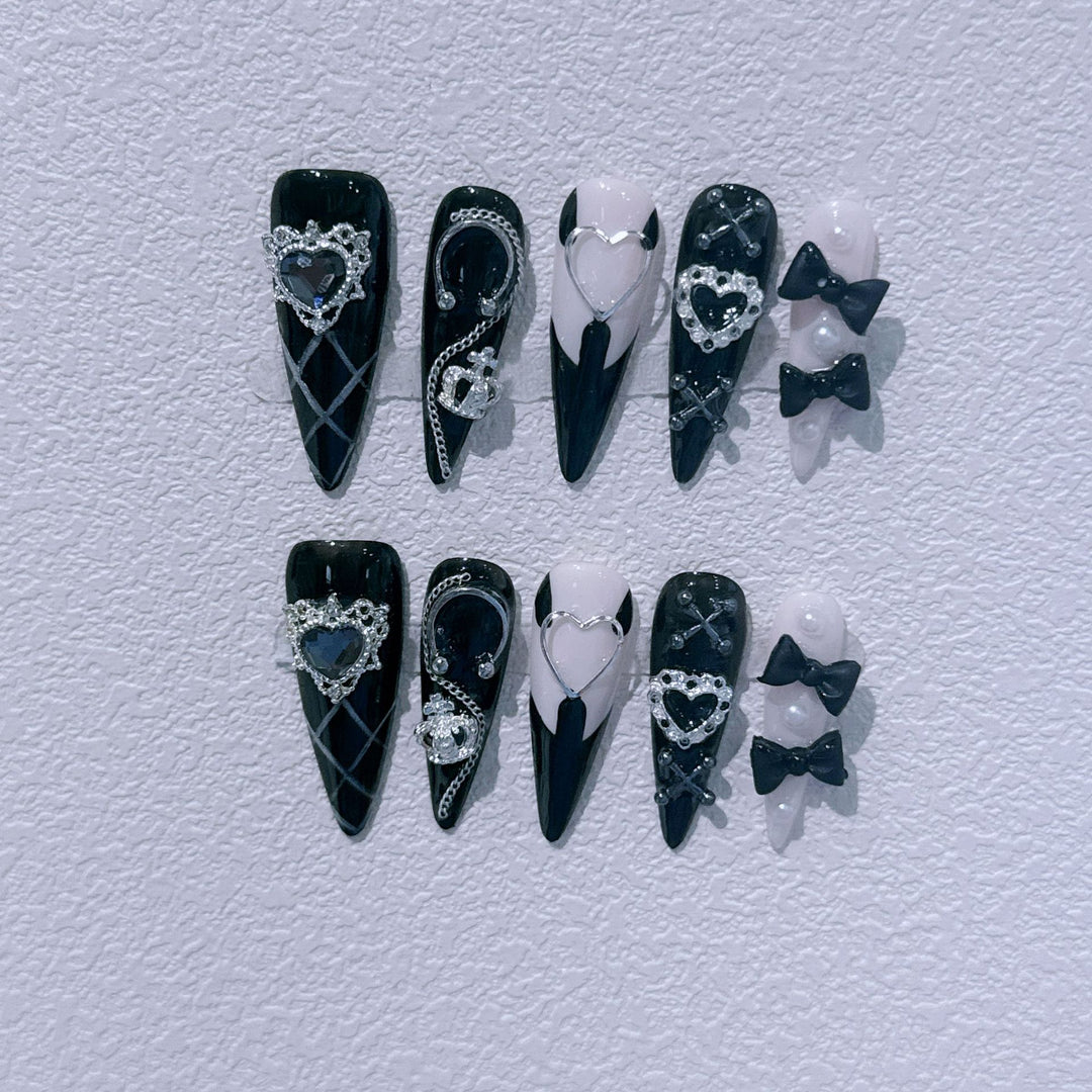 Glamorous Nail Art Extensions
